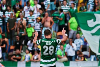 Serie A, Sporting Lisbona-Fiorentina 1-0: Bas Dost segna, la Var conferma