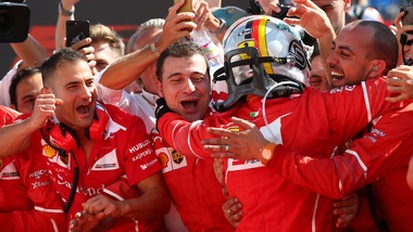 F1 Ferrari, Vettel: «Vittoria grandiosa, ma è stata dura»