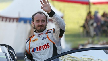 F1, Kubica come Rossi: scende in pista col 46
