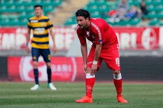 Calciomercato Novara, arriva Maniero. Adorjan va in Albania