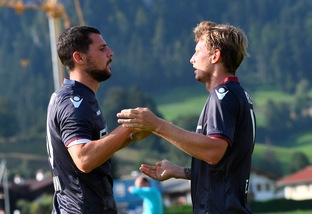 Serie A Bologna-Lekhwiya 3-2: successo rossoblù in rimonta