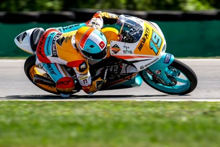 Moto3, Brno: Rodrigo in pole davanti a Fenati