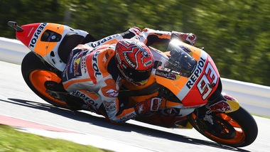 MotoGp, Marquez: «Ottima la pole, ma domani temo il meteo»