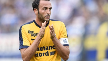 Serie A, Newcastle-Verona 2-0: Pazzini resta a secco