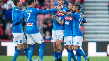 Serie A: Napoli, in lavagna è caccia alla Juve