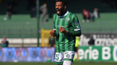 Calciomercato Pro Vercelli, visite mediche per Jidayi