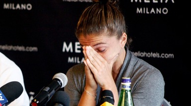 Doping, le lacrime di Sara Errani in conferenza stampa