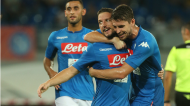 Napoli-Espanyol 2-0, decidono Mertens e Albiol