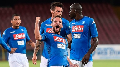 Napoli-Espanyol 2-0: Mertens e Albiol decidono il test da Champions