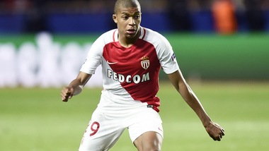 Calciomercato, in lavagna si chiude per Mbappè al Psg