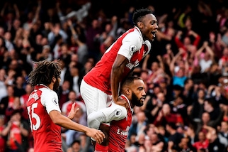 Arsenal-Leicester 4-3, che spettacolo la prima di Premier League!