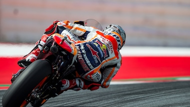 MotoGp, Austria: Marquez padrone in terze libere, Rossi 5°