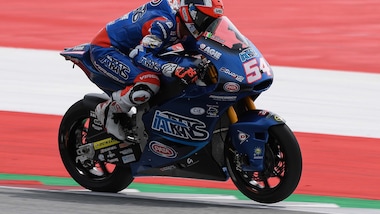 Moto2 Austria, Pasini conquista la pole