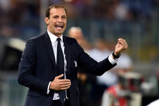 Juventus-Cagliari, Allegri: «Orecchie basse e lavorare, tutti!»