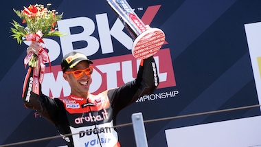 Sbk, nel 2018 sarà ancora Melandri-Ducati