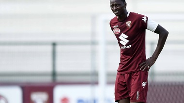 Torino, il nuovo acquisto Sadiq si allena