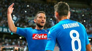 Champions League, Napoli-Nizza 2-0: decidono Mertens e Jorginho