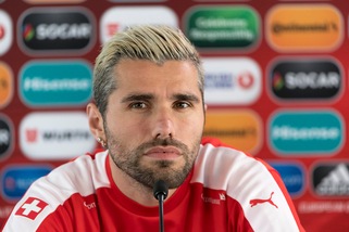 Calciomercato Udinese, presentati 6 acquisti. Behrami: «Grande club»