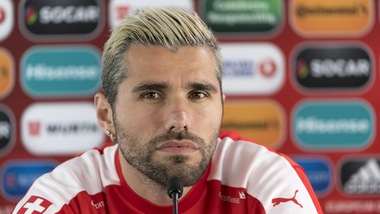 Calciomercato Udinese, presentati 6 acquisti. Behrami: «Grande club»
