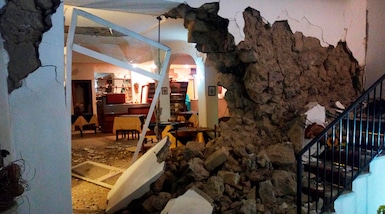 Ischia, terremoto di magnitudo 4.0. Due vittime, estratti vivi tre bambini