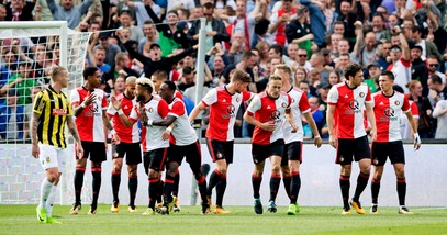 Champions League, tifosi Feyenoord: «Ci sono fontane a Napoli?»