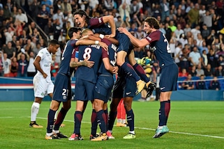 Neymar a secco, ma il Psg vola con Cavani e Motta: 3-0 al St. Etienne