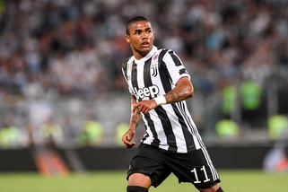 Juventus, Douglas Costa colpo a orologeria