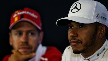 F1, Gp Belgio: Hamilton avanti a 1,45, Vettel a 3,00