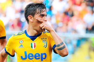 Juventus, tripla Joya: Dybala show, Cuadrado magico. Genoa battuto 4-2