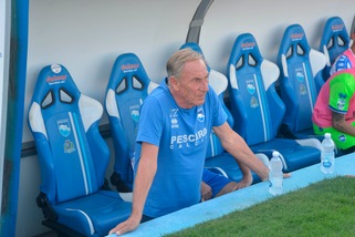 Serie B, Pescara-Foggia 5-1: festa Zeman con la tripletta di Pettinari