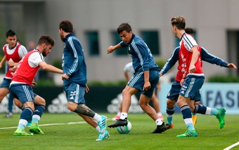 Argentina, pazza idea Sampaoli: «Dybala a centrocampo»