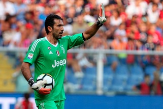 Buffon sulla Var: «Polemiche da cortile, ho solo detto che non bisogna abusarne»