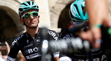 Ciclismo, Vuelta 2017: Nibali si avvicina a Froome, vince Majka