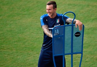 La Juventus ha fin qui salvato l'Italia, ora serve una svolta. Con Bernardeschi e soci