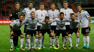 Repubblica Ceca, cori nazisti durante la partita: la federcalcio tedesca si scusa