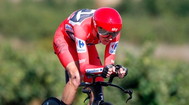 Vuelta, Froome re della crono. Nibali perde terreno