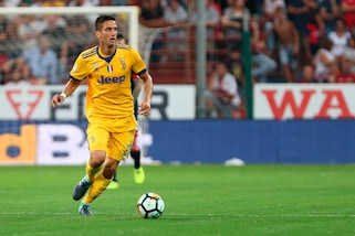 Juventus, Bentancur: «Impressionato da Buffon, che grande persona!»