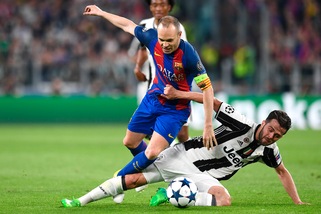 «Tutta la verità sul rinnovo di Iniesta con il Barcellona»