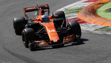 F1, dal 2018 McLaren con motori Renault