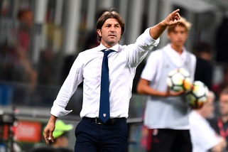 Serie A Cagliari, Rastelli punta il Crotone: «Sfida che vale doppio»