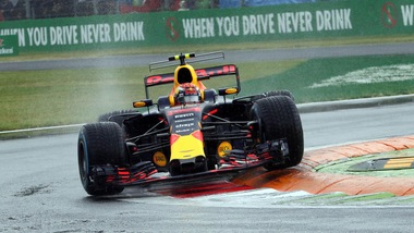 F1, Verstappen verso Singapore: «Podio possibile»