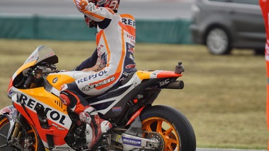 MotoGp, Marquez in vetta con Dovi: trionfo mondiale a 1,30