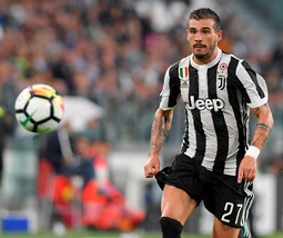 Barcellona-Juventus: Sturaro prova a fare Mandzukic
