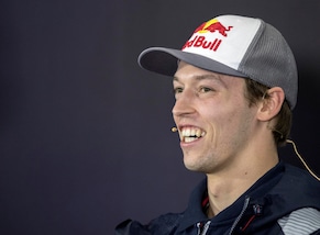 F1 Toro Rosso, Kvyat: «Spero di essere competitivo a Singapore»