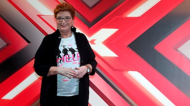 Il marito di Mara Maionchi sui social: "Su Rai 1 ci sono un sacco di gay"