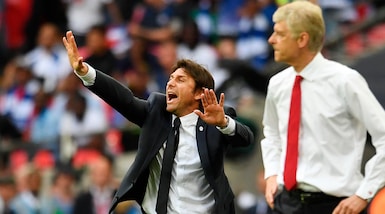 Chelsea, Conte stuzzica l'Arsenal: «Spero di finire la partita in 11»