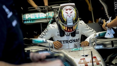 F1 Singapore, Hamilton: «Frustrante partire in quinta posizione»