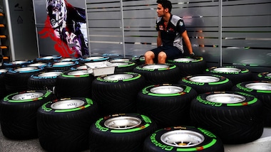 F1 Gp Singapore, Pirelli: «Alta probabilità di safety car, squadre dovranno essere flessibili»