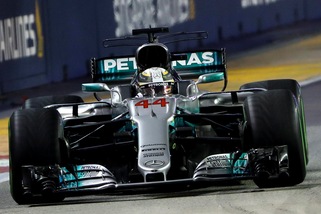 F1, Gp Singapore: Hamilton vince e va a +28 su Vettel
