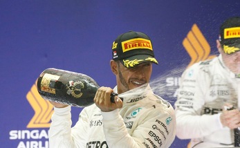 F1 Gp Singapore, Hamilton: «Dio mi ha benedetto, peccato non sfidare Vettel»